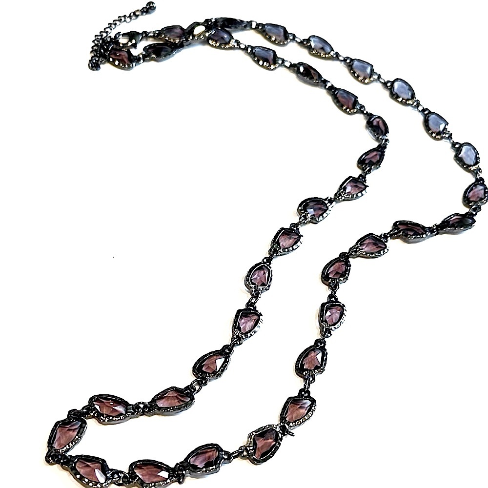 CHICO’s Gray Glass Hammered Gunmetal Silver Long Necklace | NEW​ - Picture 2 of 9